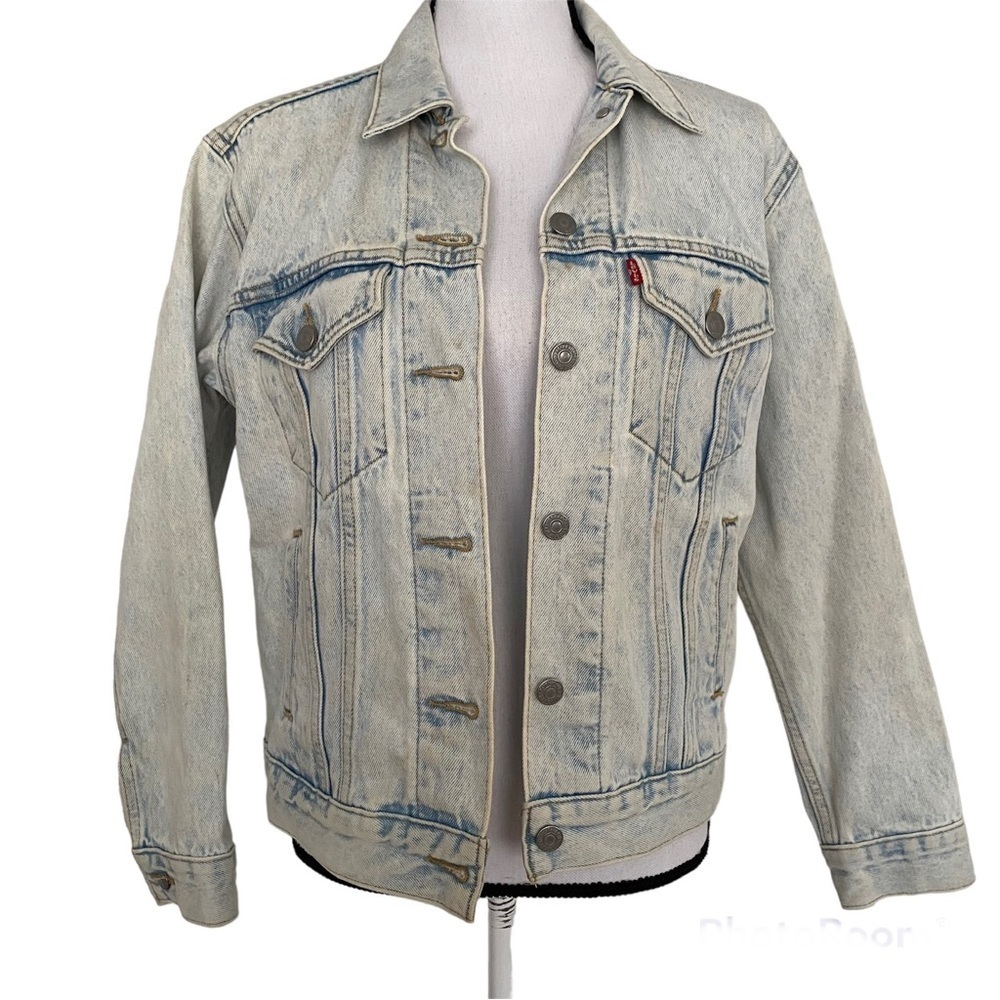 Levi’s Original Trucker Denim Jean Jacket Size Small